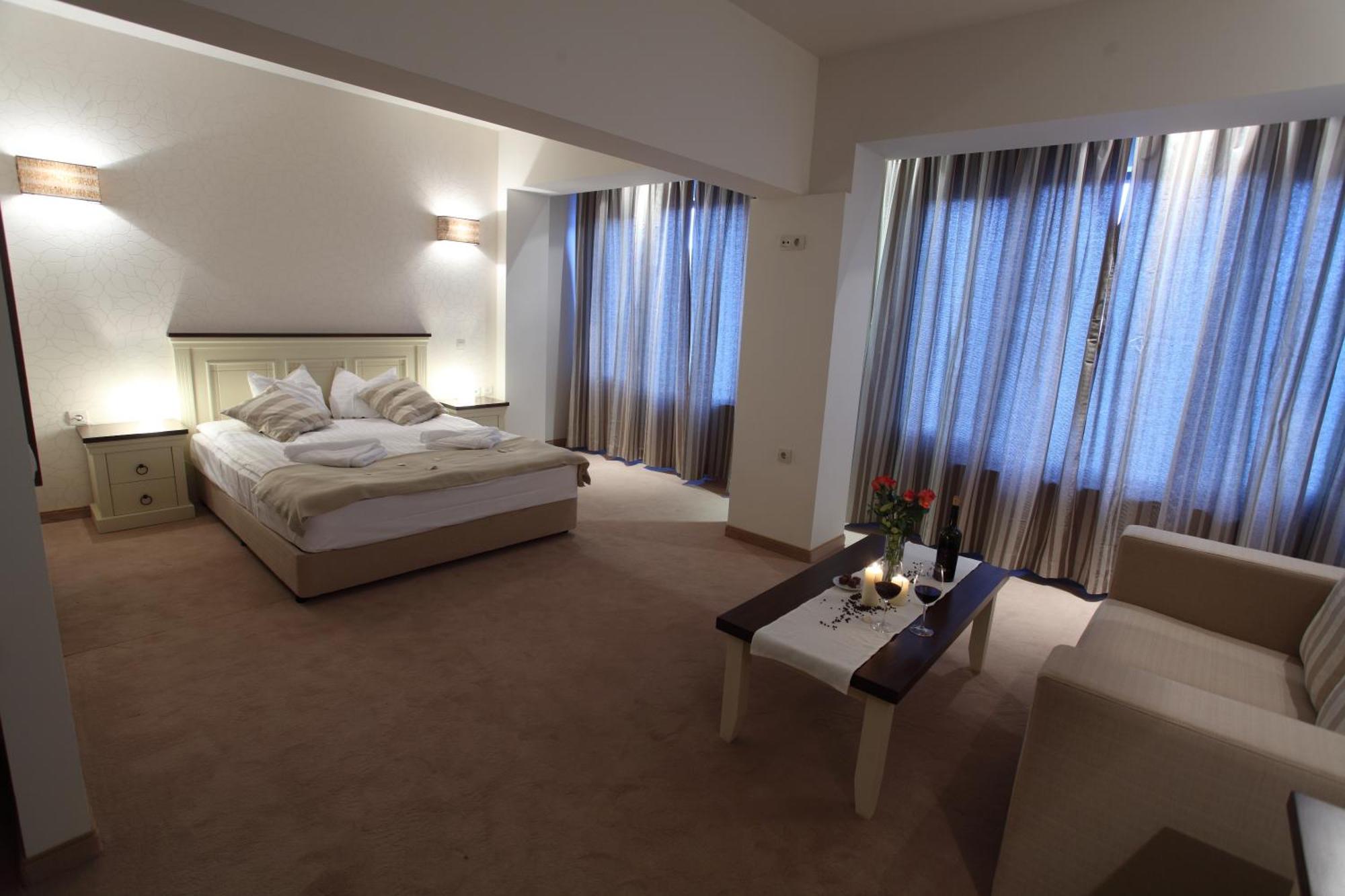 Hotel Par Avion أبريلتسي المظهر الخارجي الصورة